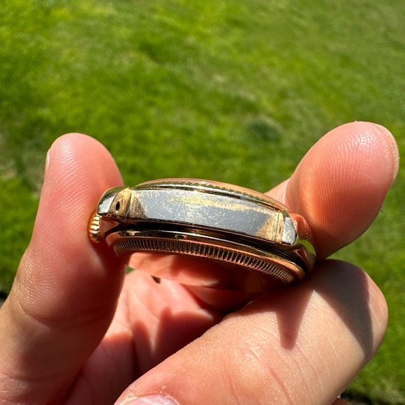 Gold Rolex Datejust - Picture 8 of 9